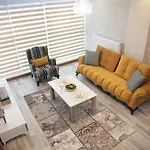 Aparthotel M *
