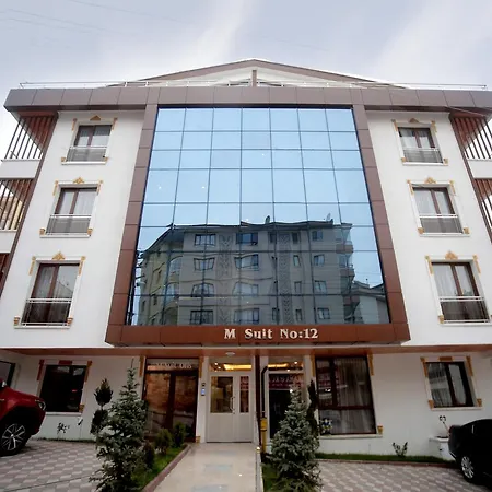Aparthotel M *