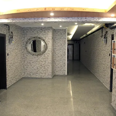 Aparthotel M *