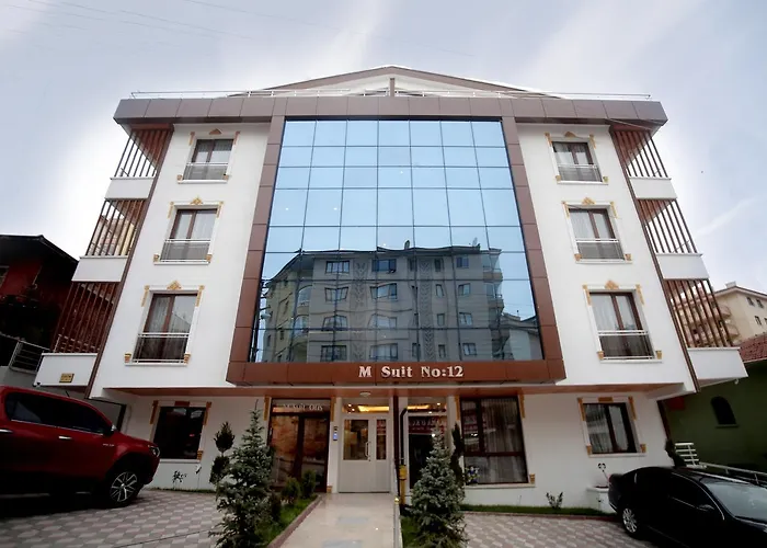 Hotel apartamentowy M *